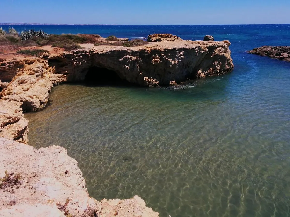 Acquaduci - Casa Vacanza Fronte Mare lungomare Pietre Nere Pozzallo