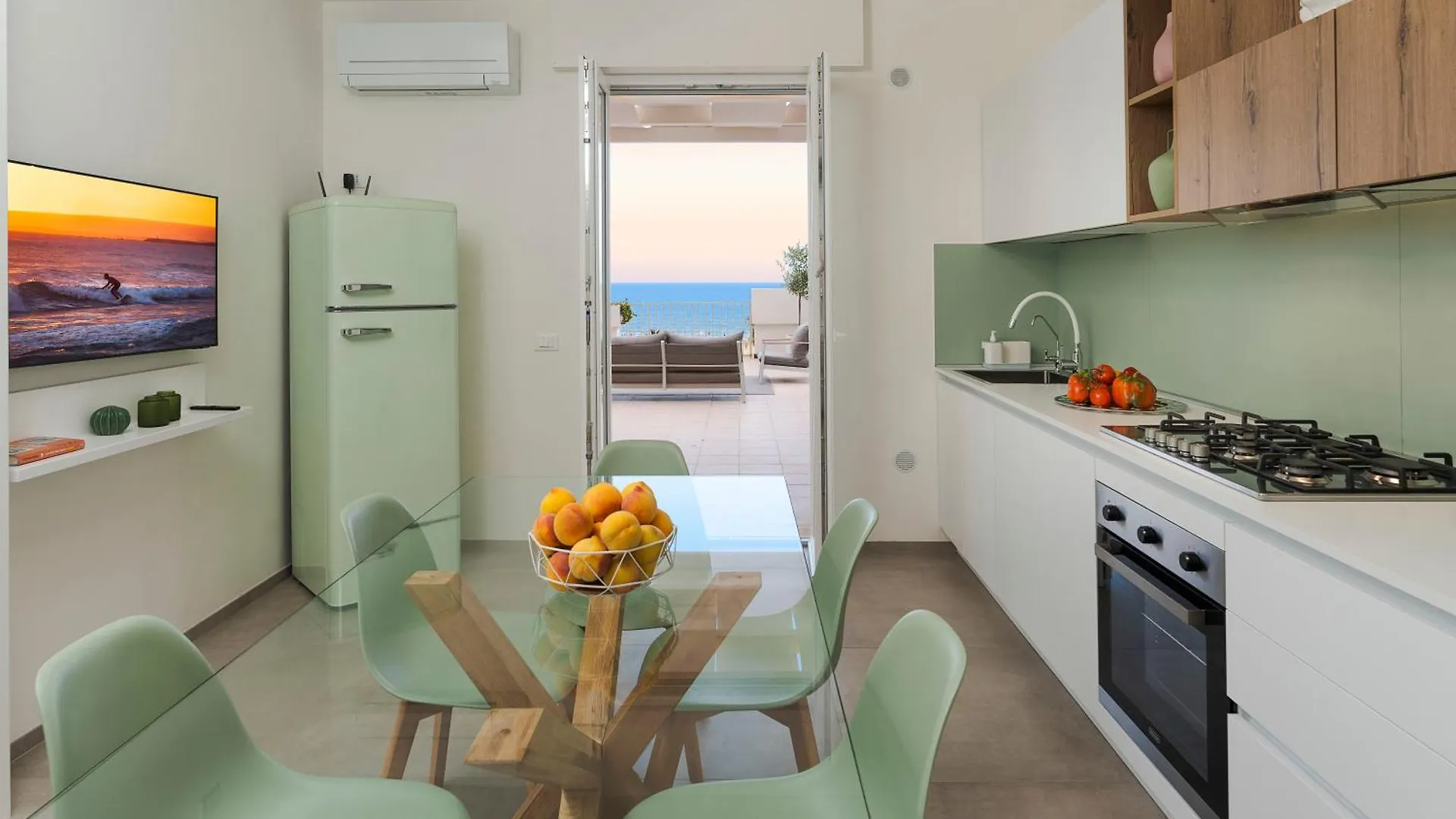 Acquaduci - Casa Vacanza Fronte Mare lungomare Pietre Nere Pozzallo